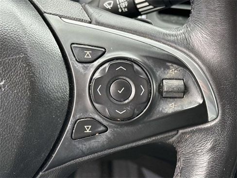 Used 2018 Buick Enclave Premium image 30