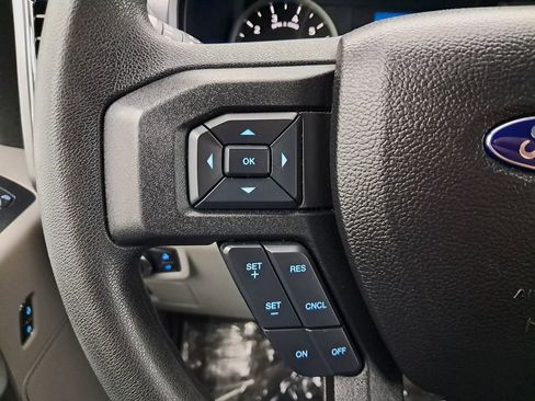 Used 2016 Ford F150 XLT image 10