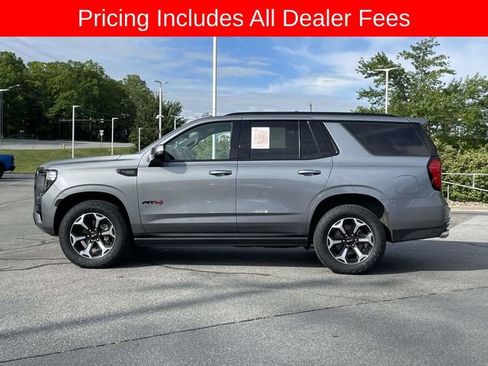 Used 2022 GMC Yukon AT4 AWD/4WD image 2