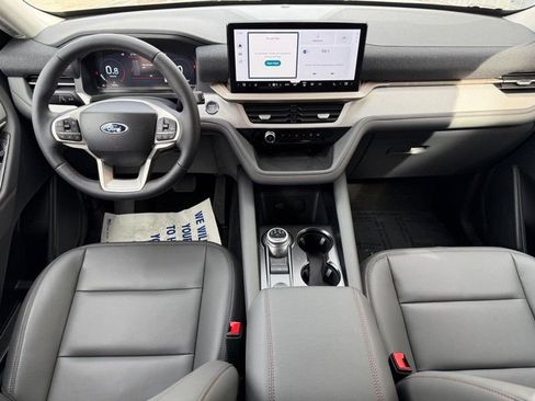 New 2026 Ford Explorer Active w/ Active Comfort Package image 12