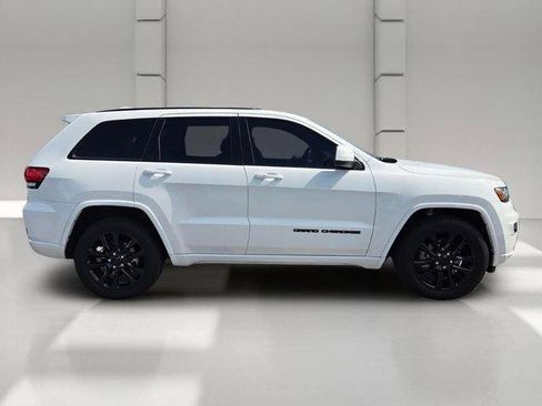Used 2021 Jeep Grand Cherokee Laredo X RWD image 6