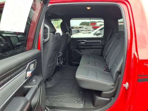 Used 2022 RAM 1500 Big Horn AWD/4WD image 11