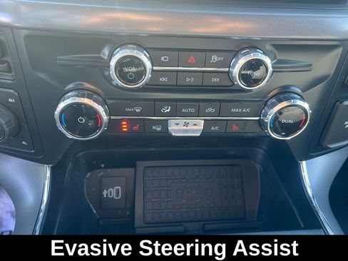 Used 2025 Ford F150 XLT w/ Equipment Group 302A MID image 21