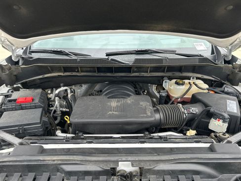 Used 2021 Chevrolet Silverado 1500 LTZ w/ Technology Package AWD/4WD image 8