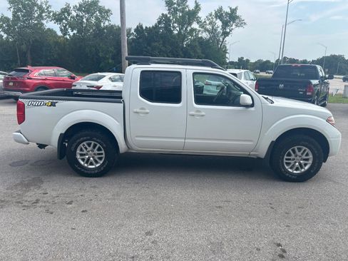 Used 2016 Nissan Frontier PRO-4X w/ Pro-4x Luxury Package AWD/4WD image 4