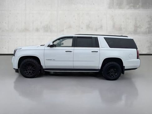 Used 2016 GMC Yukon XL SLE w/ Convenience Package image 8