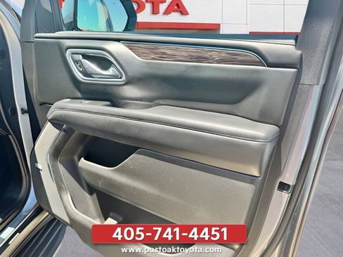 Used 2021 Chevrolet Tahoe LT w/ Luxury Package RWD image 26