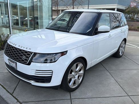 Used 2020 Land Rover Range Rover HSE image 1
