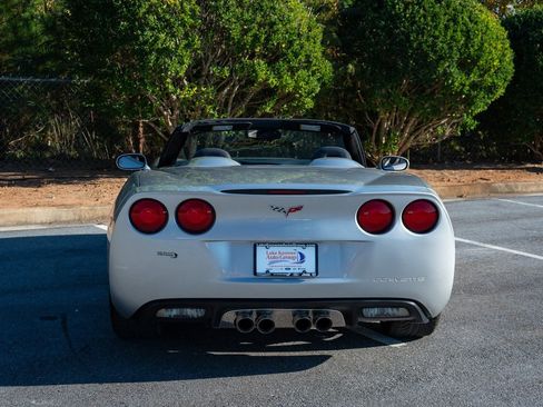 Used 2006 Chevrolet Corvette Convertible w/ Preferred Equipment Group image 15