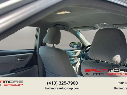 Used 2017 Toyota Camry LE FWD image 26