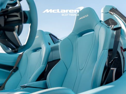 Used 2026 McLaren 750S Spider RWD image 12