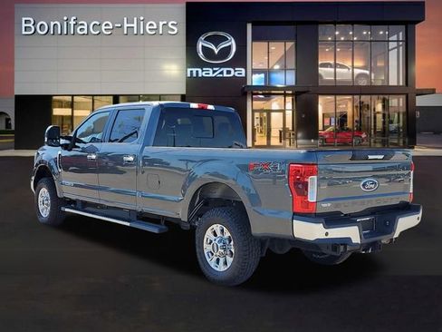 Used 2018 Ford F250 XLT w/ XLT Premium Package image 3