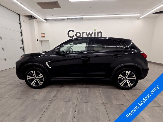 Used 2024 Mitsubishi Outlander Sport SE AWD/4WD image 2