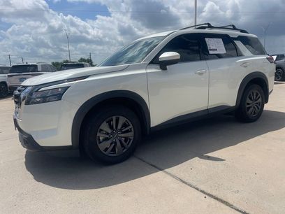 Certified 2023 Nissan Pathfinder SV