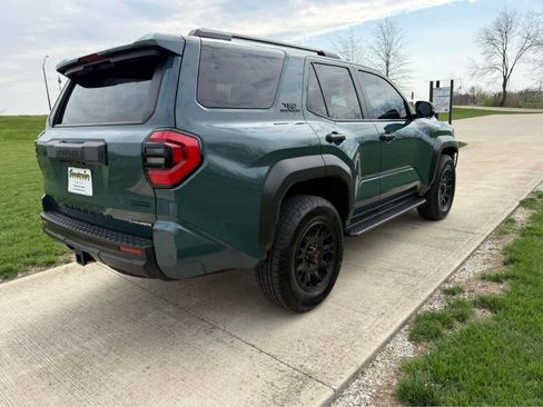 Used 2025 Toyota 4Runner TRD Off-Road Premium image 5