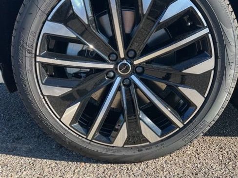 New 2026 Volvo XC90 T8 Plus w/ Protection Package image 32