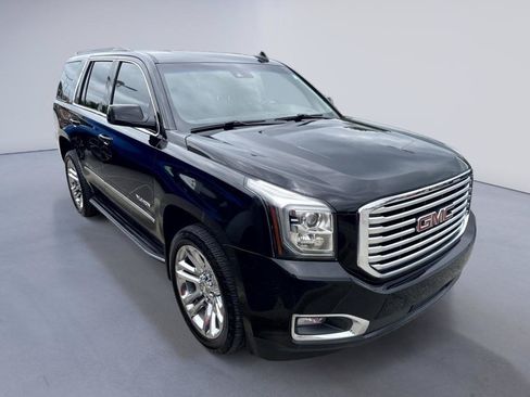 Used 2018 GMC Yukon SLT w/ Premium Edition AWD/4WD image 4