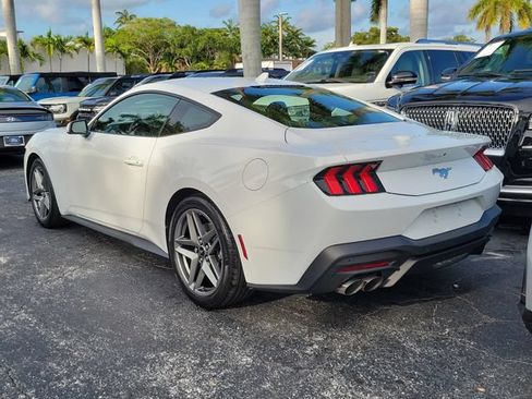 Used 2026 Ford Mustang Coupe RWD image 4