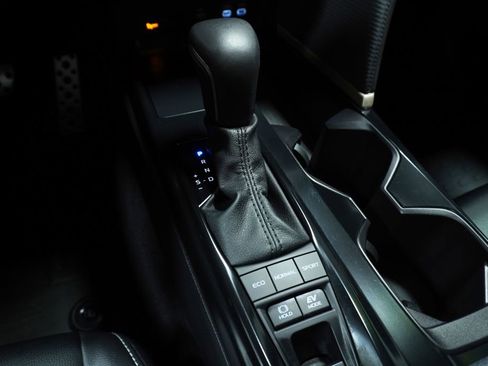 Certified 2025 Toyota Camry SE image 19