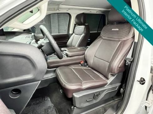 Used 2025 Ford Expedition Max Platinum w/ Platinum Ultimate Package AWD/4WD image 7