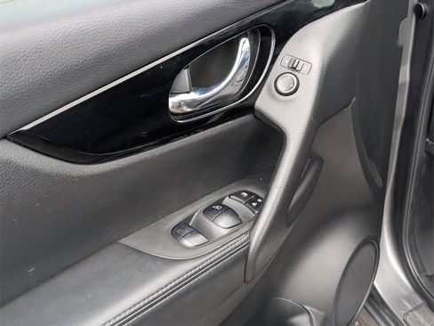 Certified 2019 Nissan Rogue Sport SV w/ Technology Package image 16