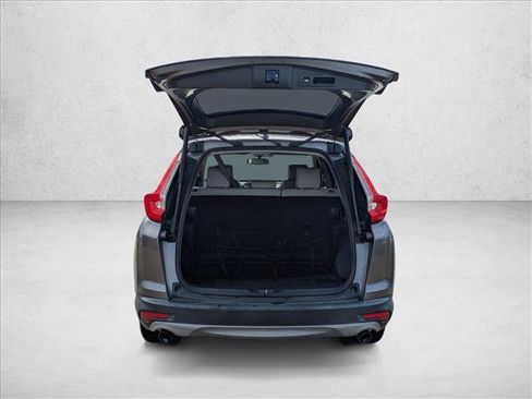 Used 2018 Honda CR-V Touring image 3
