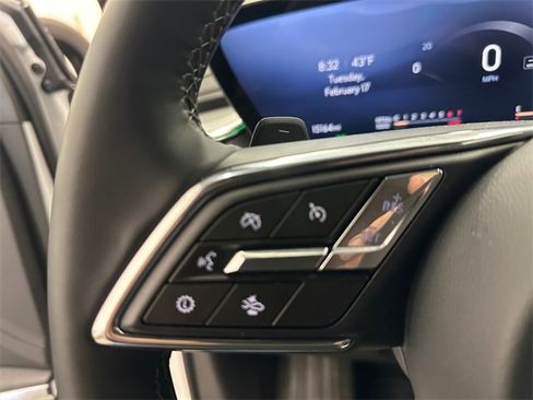 Used 2025 Buick Enclave Preferred image 28