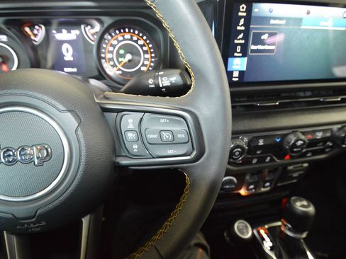 Used 2024 Jeep Wrangler Sport image 34