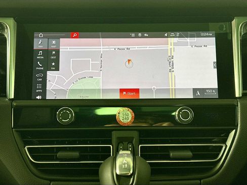 New 2025 Porsche Macan image 17