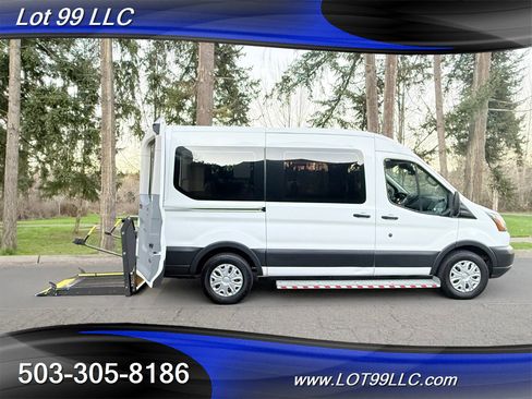Used 2018 Ford Transit 150 XL image 45