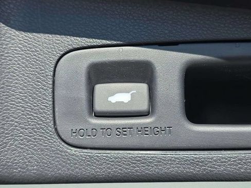 Used 2022 Honda CR-V Touring image 16