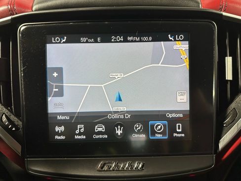 Used 2019 Maserati Ghibli GranSport image 12