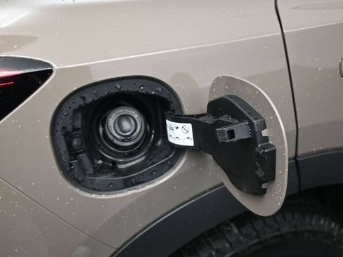 Used 2026 Nissan Rogue SV AWD/4WD image 19