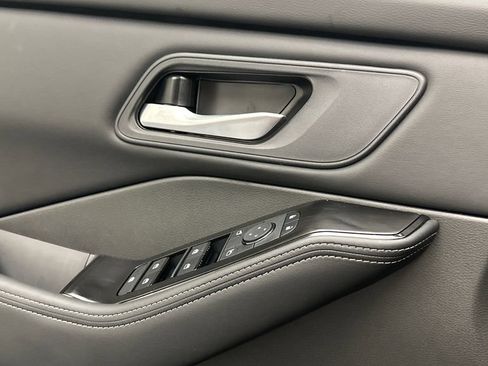 New 2026 Nissan Rogue SV AWD/4WD image 14