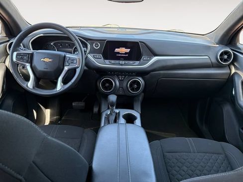 Used 2021 Chevrolet Blazer LT FWD image 10