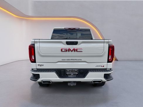 Used 2026 GMC Sierra 1500 AT4 w/ AT4 Premium Package AWD/4WD image 4