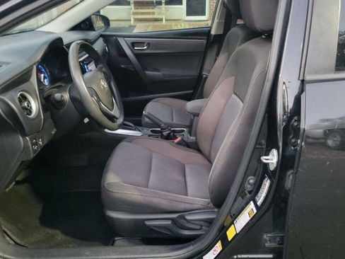 Used 2019 Toyota Corolla LE image 10