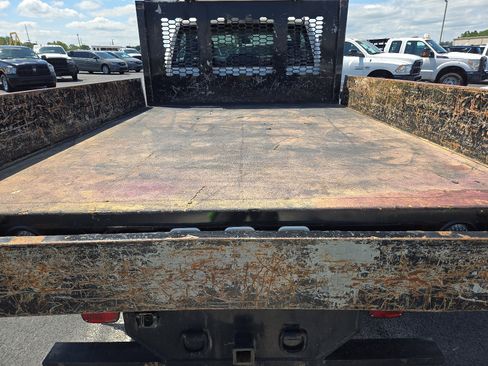 Used 2018 RAM 3500 Tradesman image 4