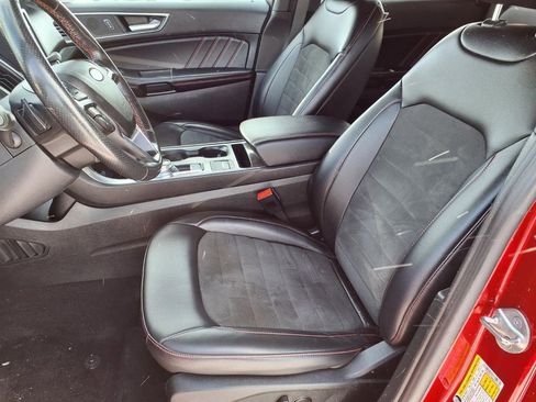 Used 2022 Ford Edge ST-Line w/ Class II Trailer Tow Package image 7