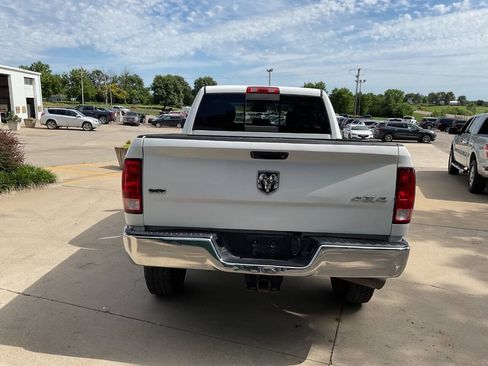 Used 2015 RAM 2500 SLT AWD/4WD image 9