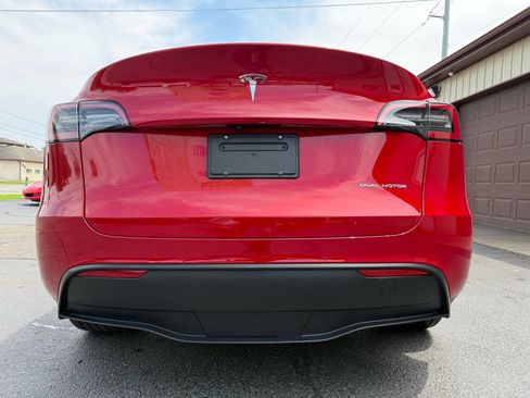 Used 2023 Tesla Model Y Long Range image 20