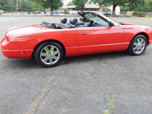 Used 2002 Ford Thunderbird RWD image 14