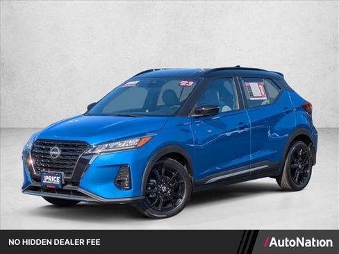 Used 2023 Nissan Kicks SR w/ SR Premium Package FWD image 1