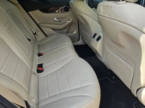 Used 2018 Mercedes-Benz GLC 300 image 21