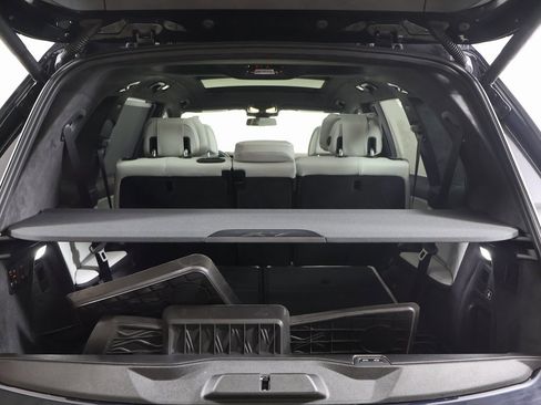 Used 2026 BMW X7 xDrive40i w/ M Sport Package image 16