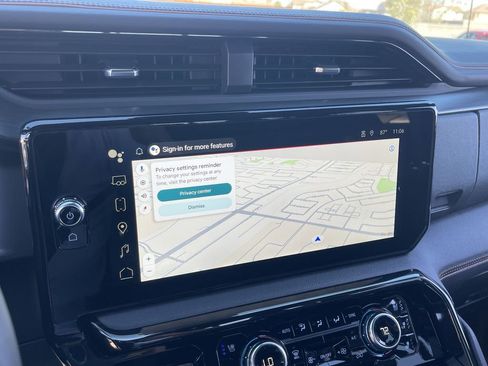 Used 2025 GMC Sierra 1500 AT4 w/ AT4 Premium Package image 14