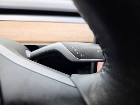 Used 2023 Tesla Model 3 Standard Range RWD image 38