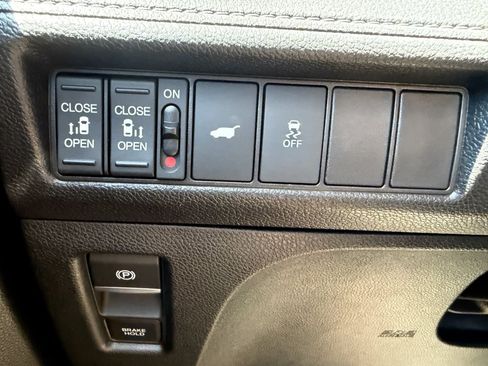 Used 2025 Honda Odyssey Sport-L image 27