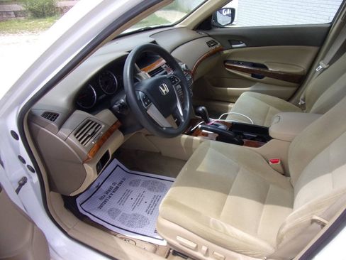 Used 2008 Honda Accord EX image 3