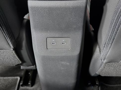 Used 2026 Nissan Kicks SR w/ SR Premium Package FWD image 24